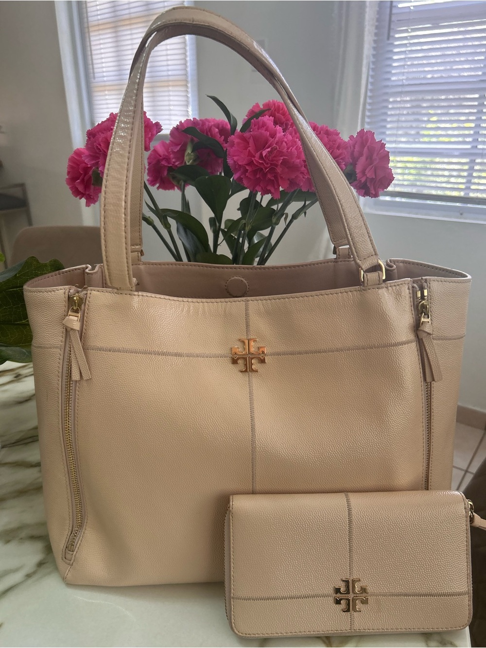 TORY BURCH Purse Pebbled Leather Ivy Expandable tote Light Oak + Matching Wallet
